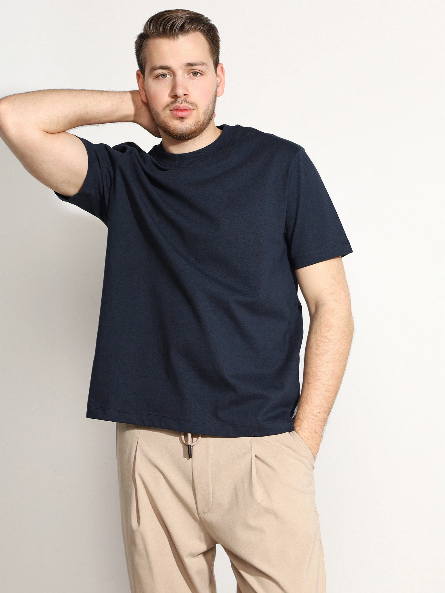 Футболка темно-синего цвета из хлопка